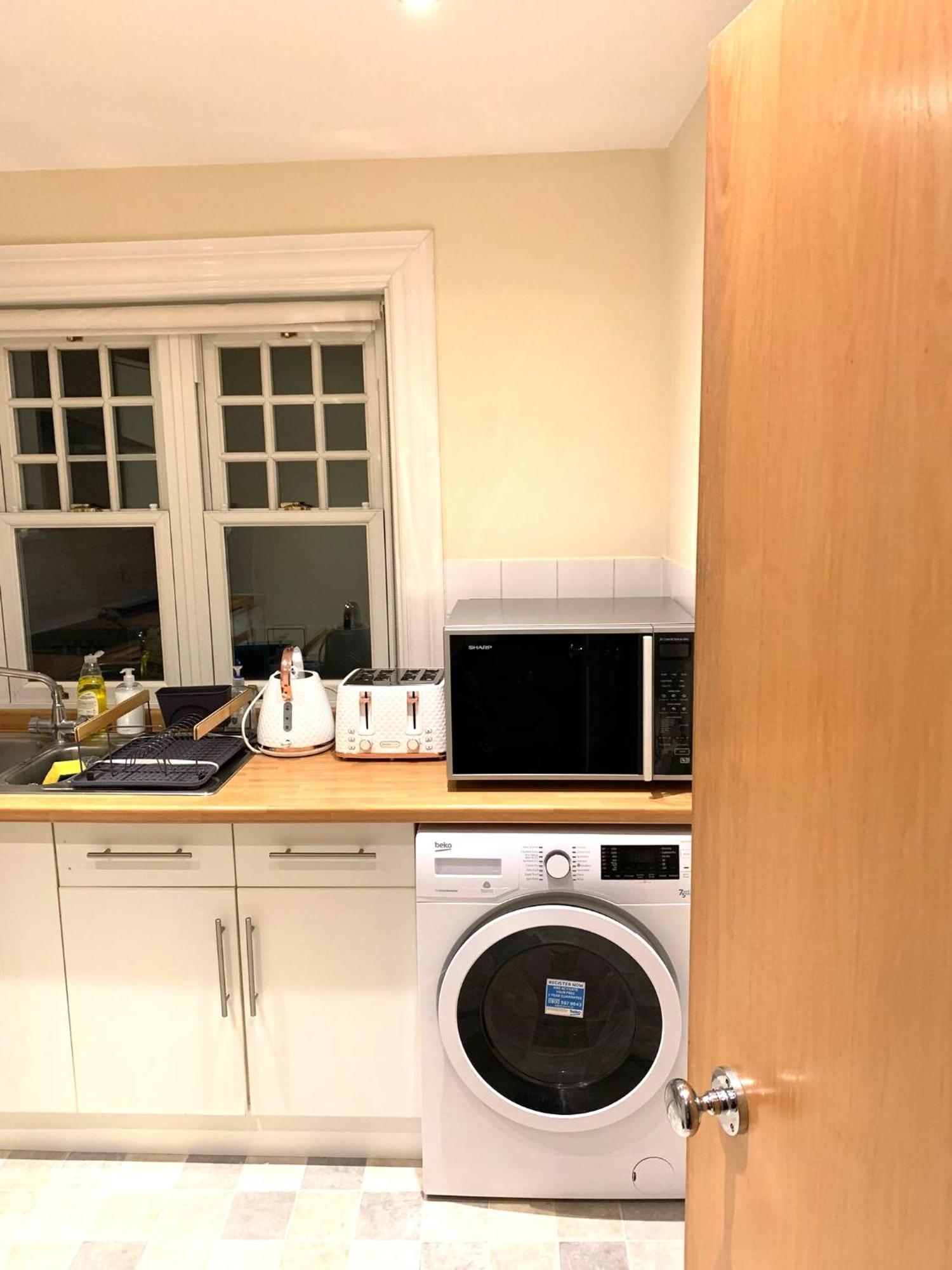 Entire Apartment Tonbridge Centre מראה חיצוני תמונה